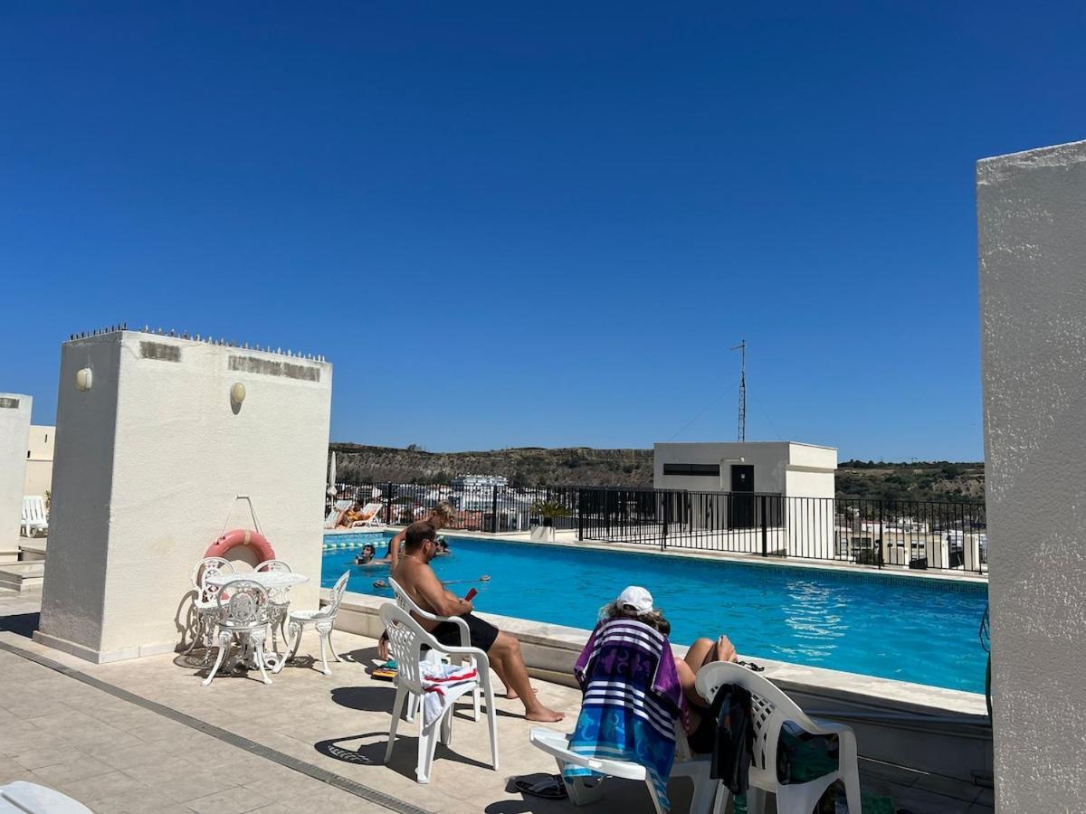 Apartment Encantador Com Piscina